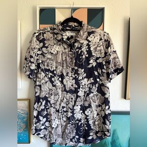 Equipment Navy and Gray Floral Short-Sleeve Button-Down Shirt